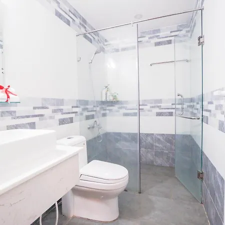 Kiss Hotel Tan Binh Ho Chi Minh City Exterior photo