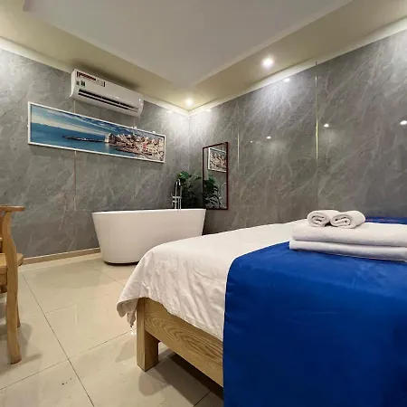 Kiss Hotel Tan Binh Ho Chi Minh City Exterior photo